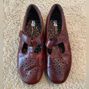 SAS Willow Slip On Mary Jane Loafer Walnut (10.5 W)